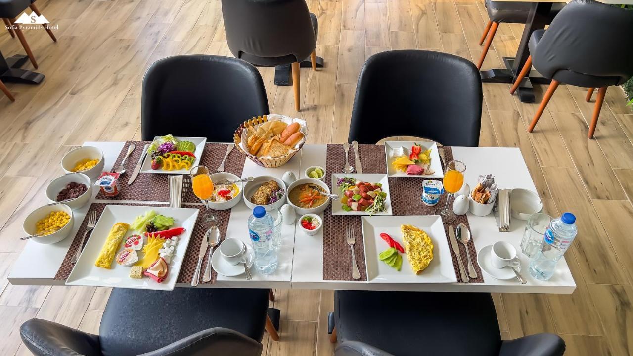 Sofia Pyramids B&B Kafret el-Gabal
