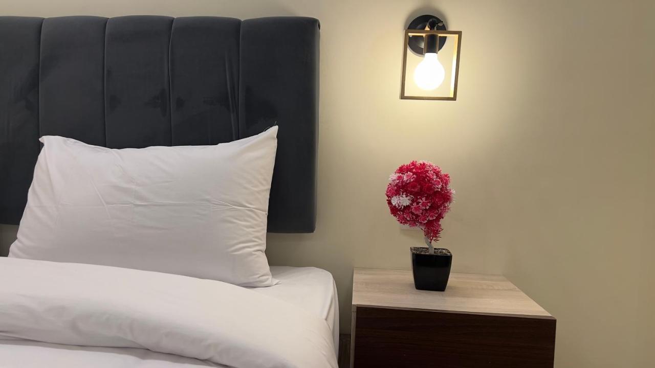 Sofia Pyramids B&B