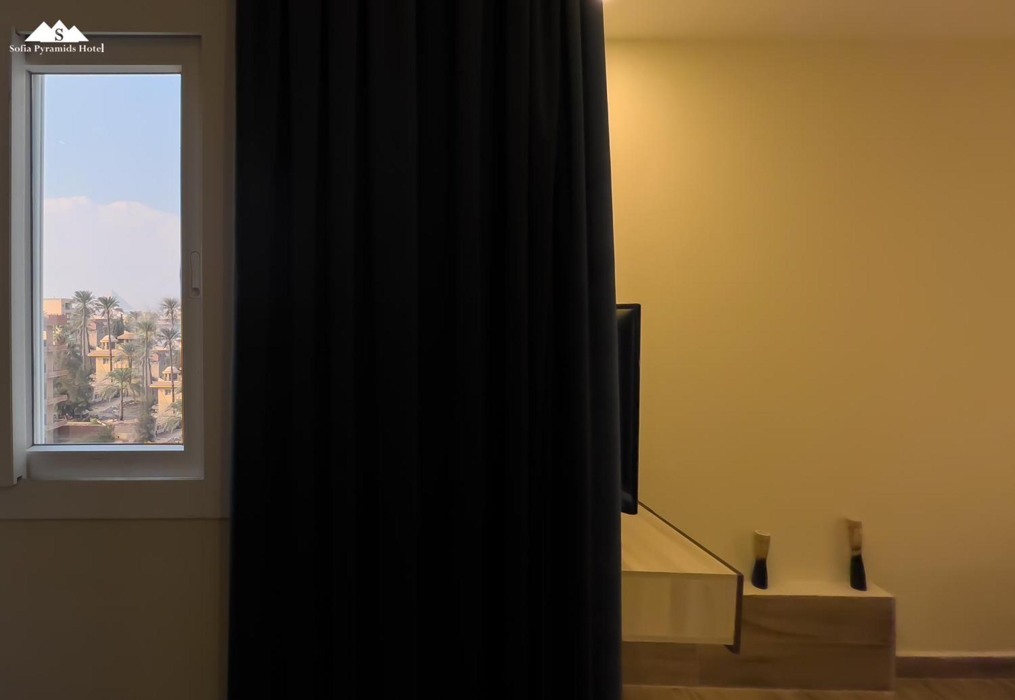 B&B Sofia Pyramids 4*